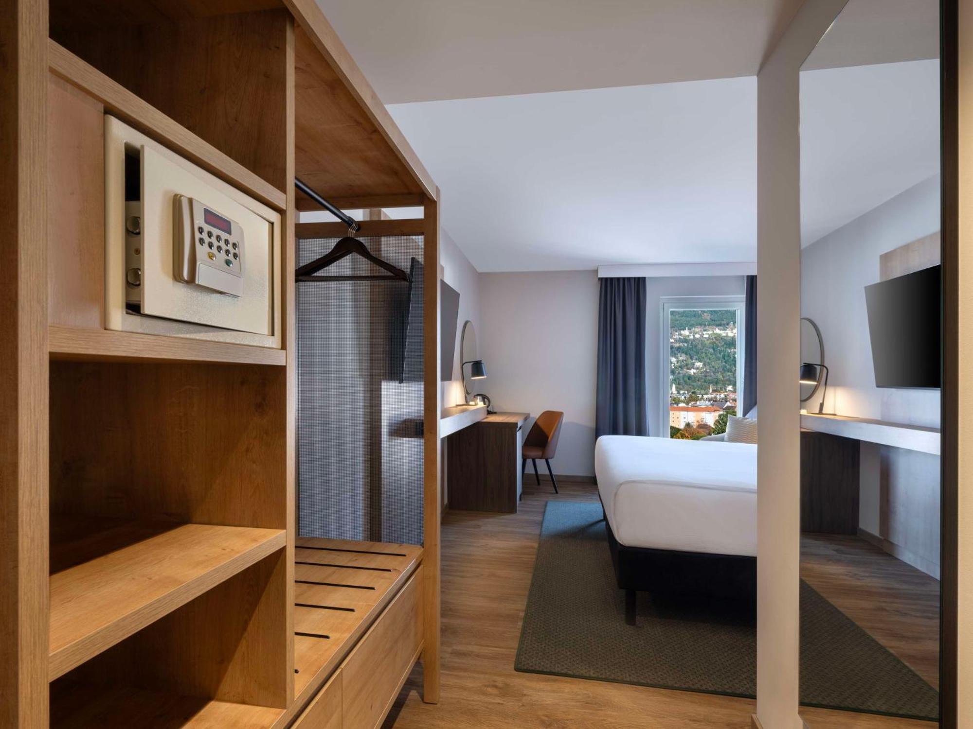 Hilton Garden Inn Innsbruck Tivoli Ngoại thất bức ảnh